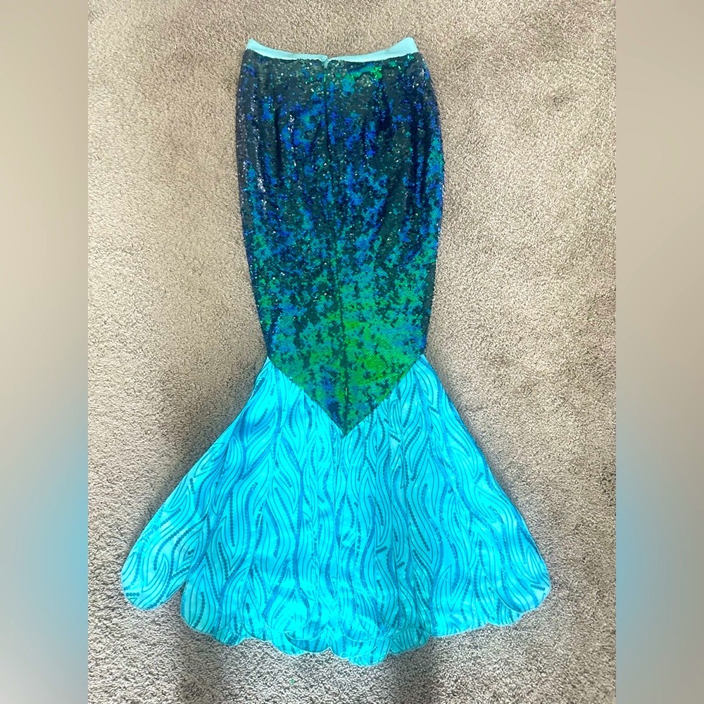 Sequins Mermaid Tail Skirt - Women’s - Picture 3 of 16
